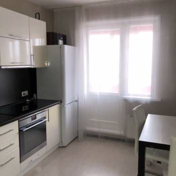 Сдается 1-комнатная квартира, 45 м²