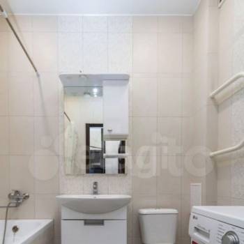 Продается 1-комнатная квартира, 36 м²