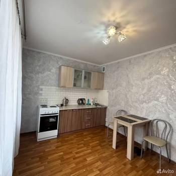 Сдается 1-комнатная квартира, 44 м²