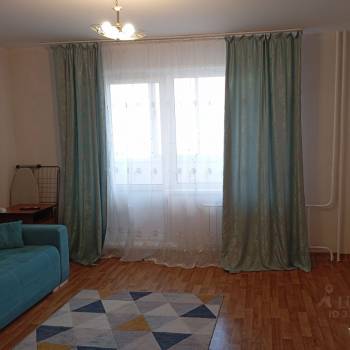 Сдается 1-комнатная квартира, 41 м²
