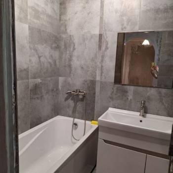 Продается 1-комнатная квартира, 40,6 м²