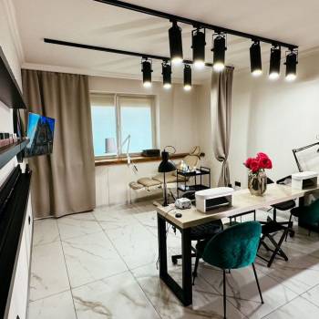 Продается Нежилое помещение, 222 м²