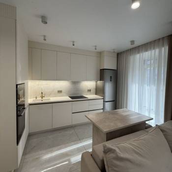Сдается 1-комнатная квартира, 41,8 м²