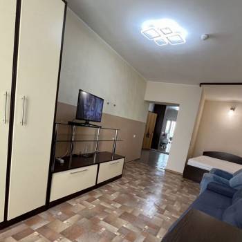 Сдается 1-комнатная квартира, 50 м²