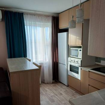 Сдается 1-комнатная квартира, 37 м²