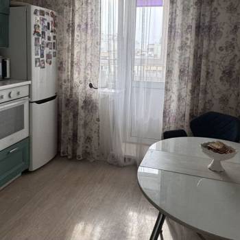 Продается 1-комнатная квартира, 44,8 м²