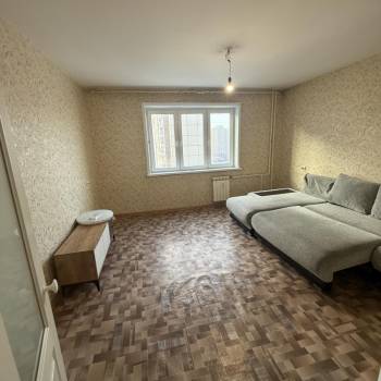 Сдается 1-комнатная квартира, 42 м²