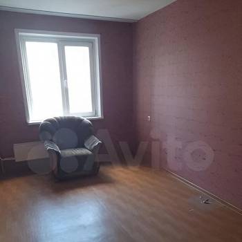 Сдается Многокомнатная квартира, 80 м²