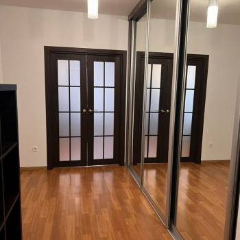 Сдается 2-х комнатная квартира, 92 м²