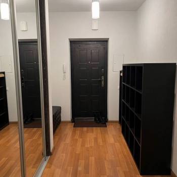 Сдается 2-х комнатная квартира, 92 м²