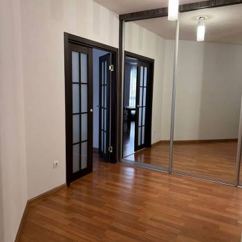 Сдается 2-х комнатная квартира, 92 м²
