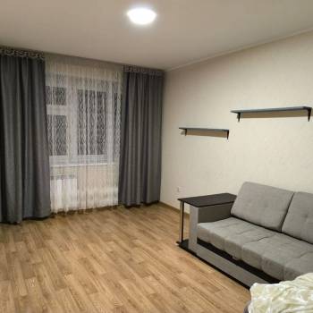 Сдается 2-х комнатная квартира, 56 м²