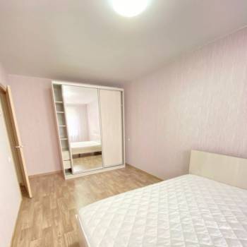 Сдается 2-х комнатная квартира, 60 м²