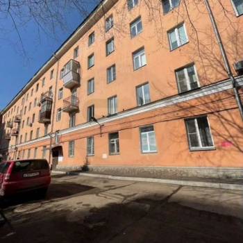Сдается 1-комнатная квартира, 42 м²