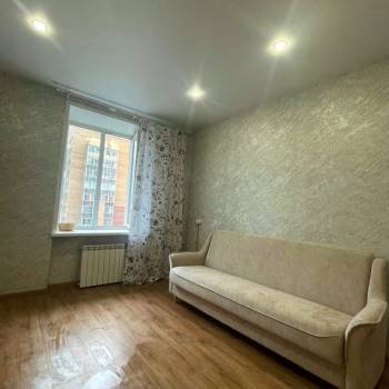 Сдается 1-комнатная квартира, 42 м²