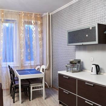 Сдается Многокомнатная квартира, 98 м²