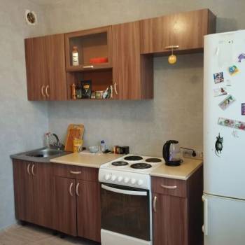Продается 1-комнатная квартира, 42 м²