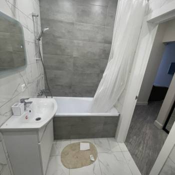 Сдается 1-комнатная квартира, 42 м²
