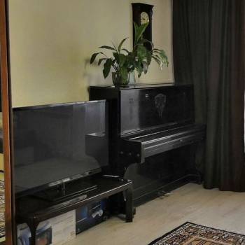 Продается Многокомнатная квартира, 77,2 м²