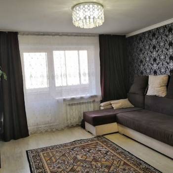 Продается Многокомнатная квартира, 77,2 м²