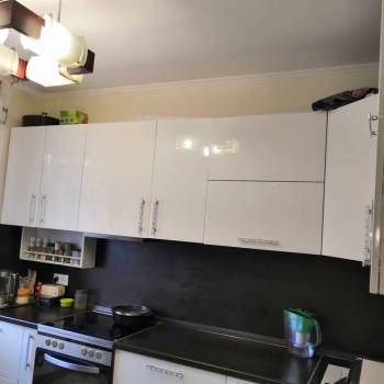 Продается Многокомнатная квартира, 77,2 м²