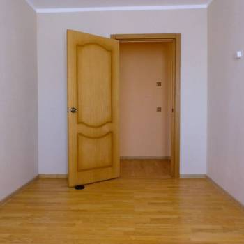 Продается Многокомнатная квартира, 62 м²