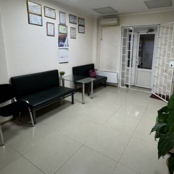 Сдается Нежилое помещение, 75 м²
