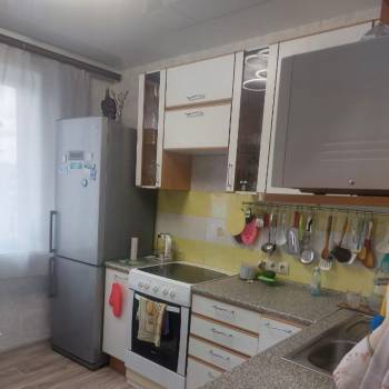 Продается Многокомнатная квартира, 82,9 м²