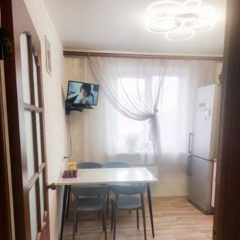 Продается Многокомнатная квартира, 82,9 м²