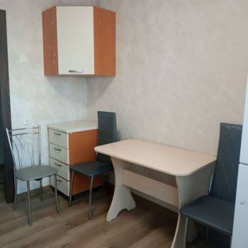 Сдается 1-комнатная квартира, 47 м²