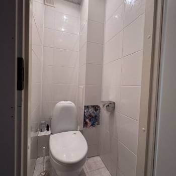 Продается 1-комнатная квартира, 42 м²