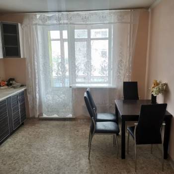 Продается 1-комнатная квартира, 45 м²