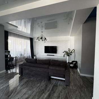 Продается Дом, 360 м²