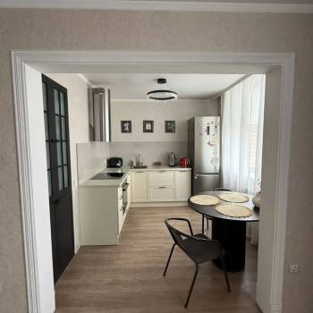 Продается 2-х комнатная квартира, 60 м²