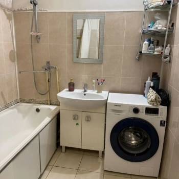 Продается 2-х комнатная квартира, 60 м²