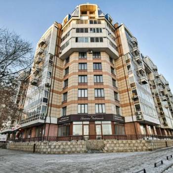 Сдается Нежилое помещение, 230 м²