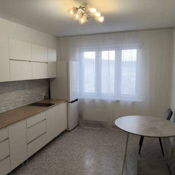 Сдается 2-х комнатная квартира, 60 м²