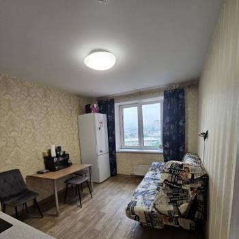 Продается 1-комнатная квартира, 40 м²
