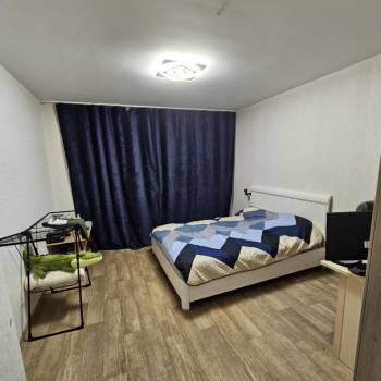 Продается 1-комнатная квартира, 40 м²