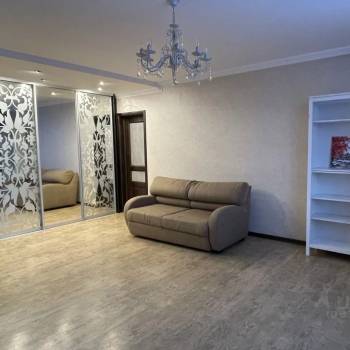 Сдается 2-х комнатная квартира, 60 м²