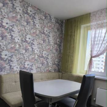 Сдается 1-комнатная квартира, 39,6 м²