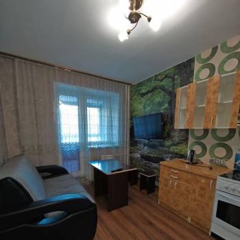 Сдается 1-комнатная квартира, 43 м²