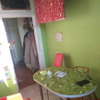 Продается Многокомнатная квартира, 49 м²