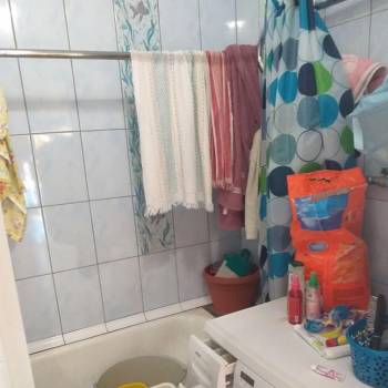 Продается Многокомнатная квартира, 49 м²