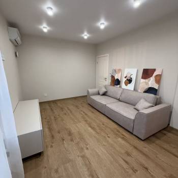 Сдается 2-х комнатная квартира, 53 м²