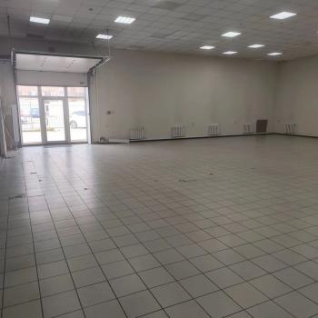 Сдается Нежилое помещение, 200 м²