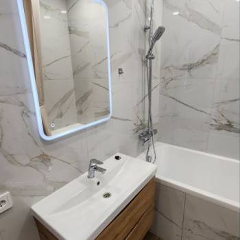 Сдается 1-комнатная квартира, 42 м²