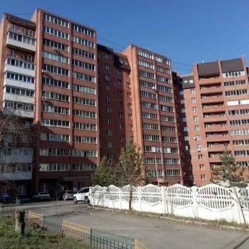 Продается 1-комнатная квартира, 106 м²