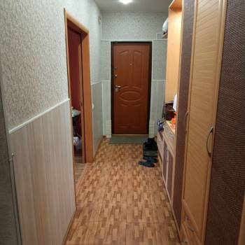 Продается Многокомнатная квартира, 80 м²