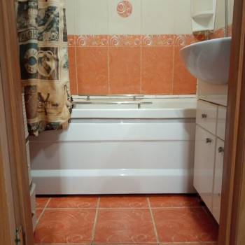 Продается Многокомнатная квартира, 80 м²